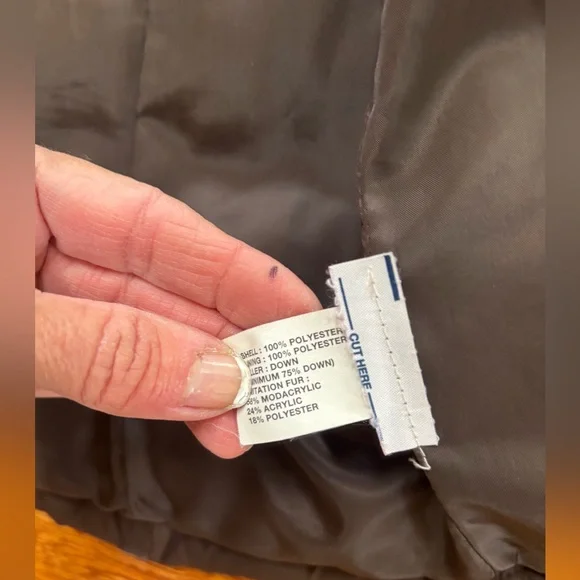 GAP hooded vest - Picture 8 of 11